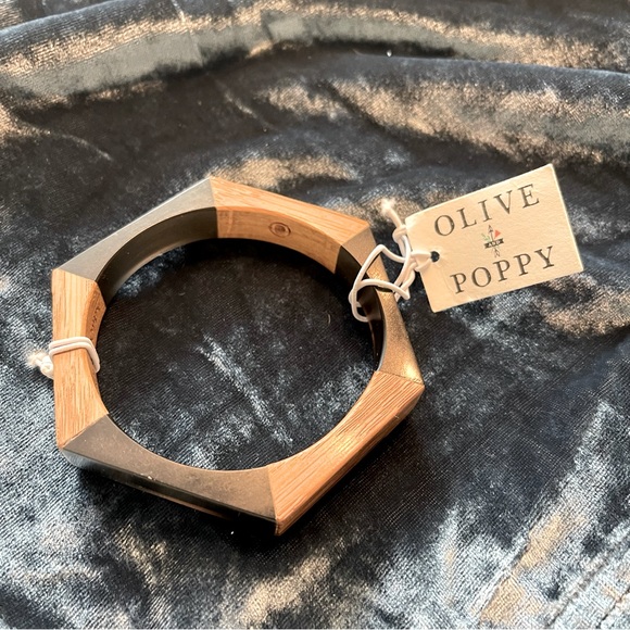 Olive and Poppy Bangle, NWT, BLACK - Picture 2 of 2